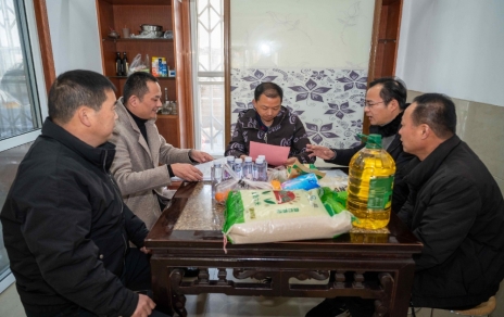 2024，在涌动的爱心中，温暖开启…