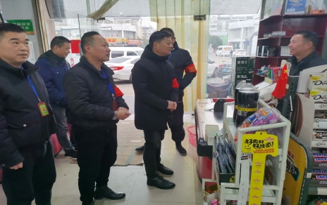 北风凛凛刺骨，斗志高昂为民